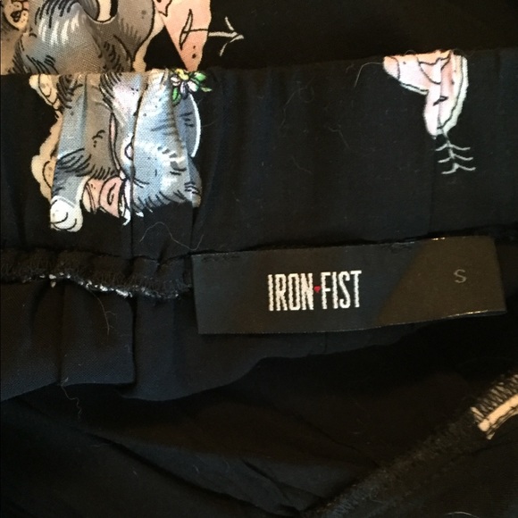 Iron fist pussy cat skater skirt - Picture 4 of 4